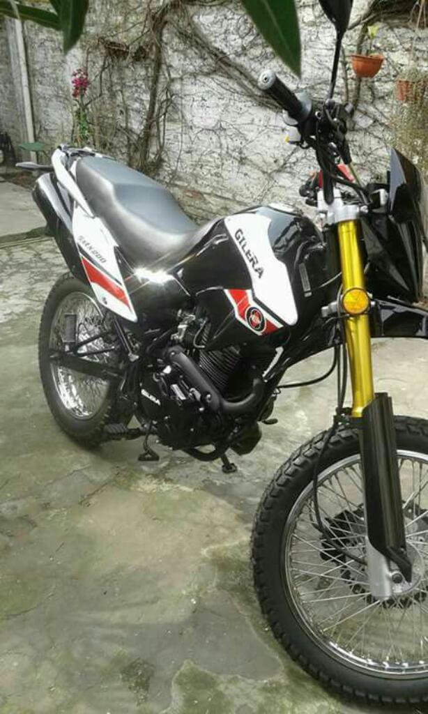 Moto Gilera, 200 Smx