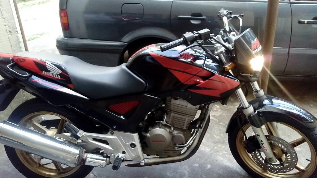 Vendo Moto Twister 2010 Urgente