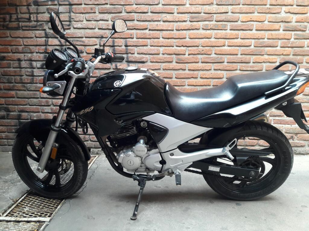 Yamaha ybr 250 impecable