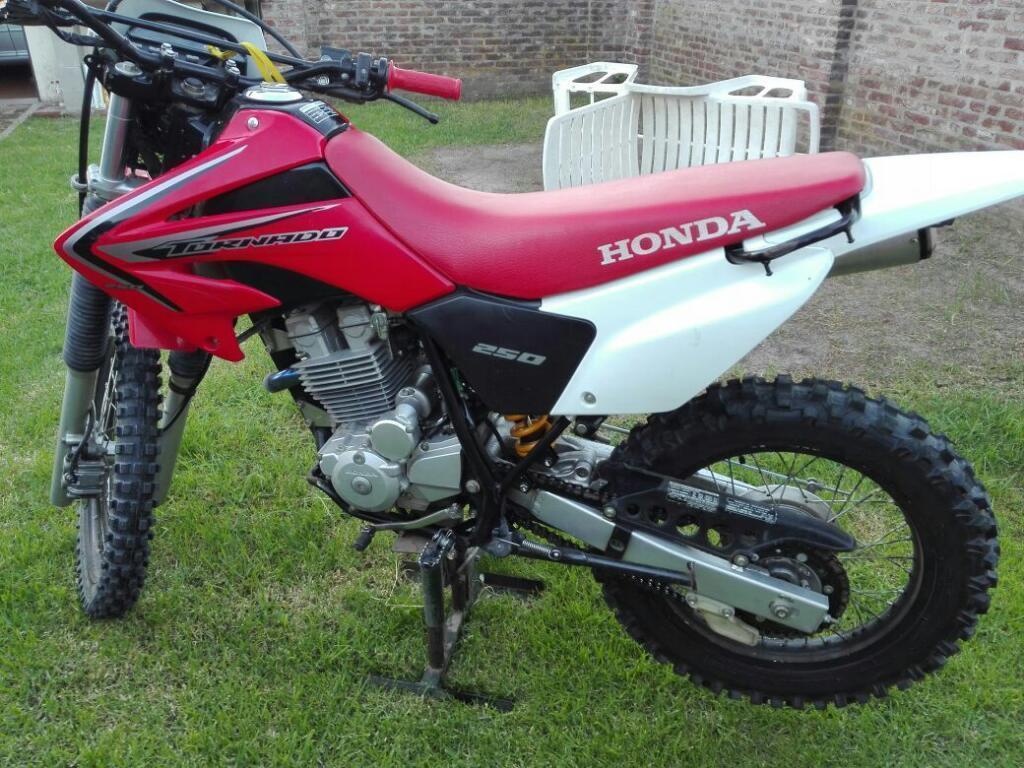 Honda Tornado 250