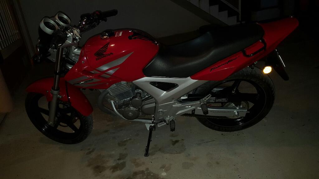 Vendo Honda Twister 250cc