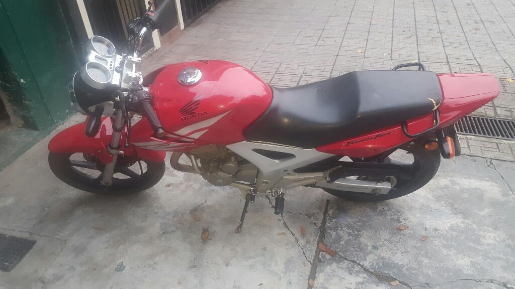 Vendo Honda Twinter 250cc Modelo 2013