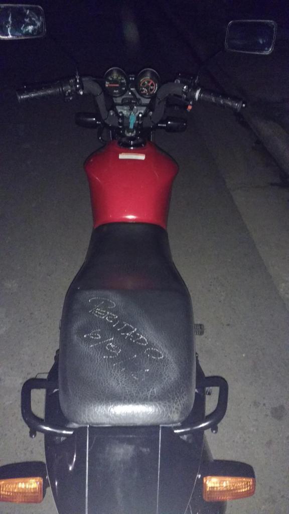 VENDO HONDA TITAN 2015