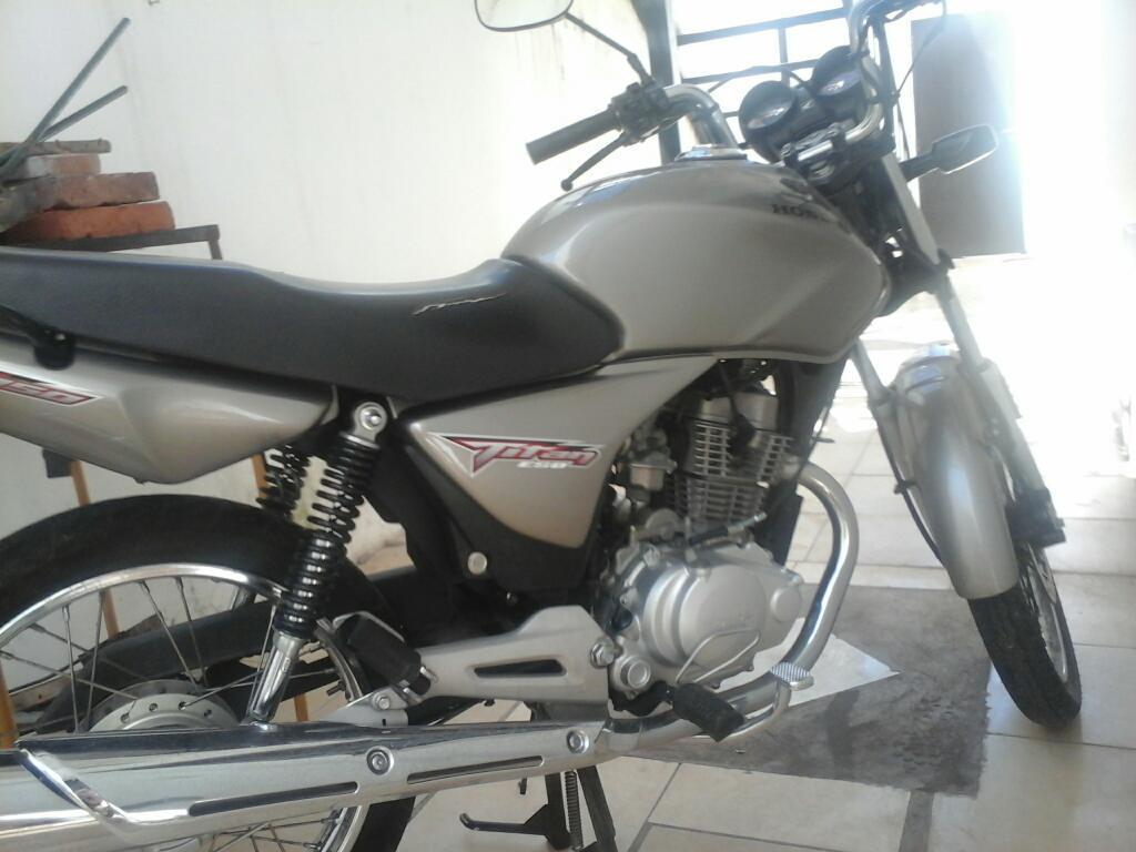 Titan 150 Aňo 2012