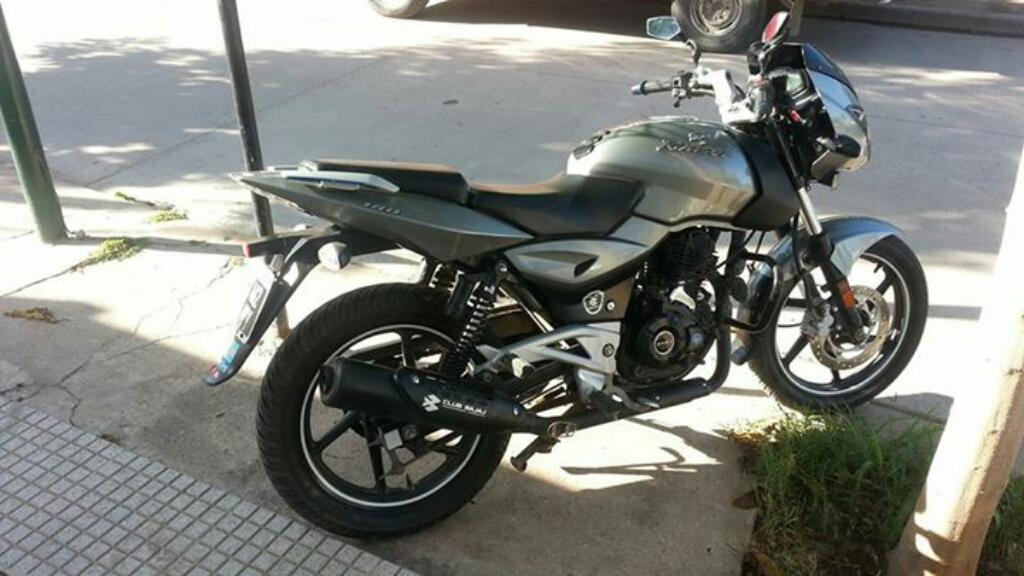 Vendo O Permuto Rouser 180cc