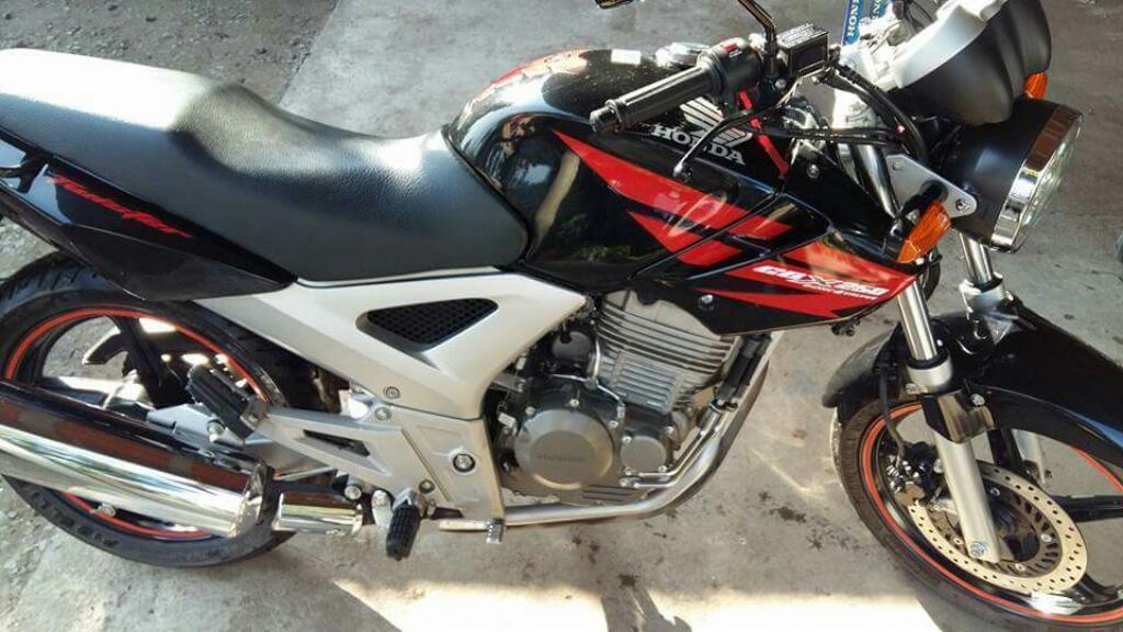 Vendo Honda Twister 250