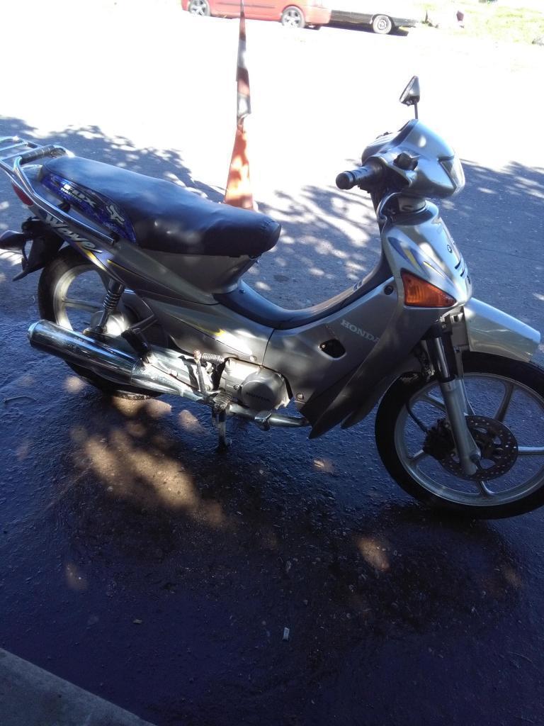 Honda wave mod 2008 perfecto estado ..todos los papeles motor 10 punto