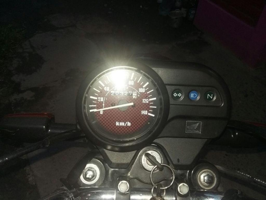 cb1 125 modelo 2014 /21100 km vendo urgente $19000