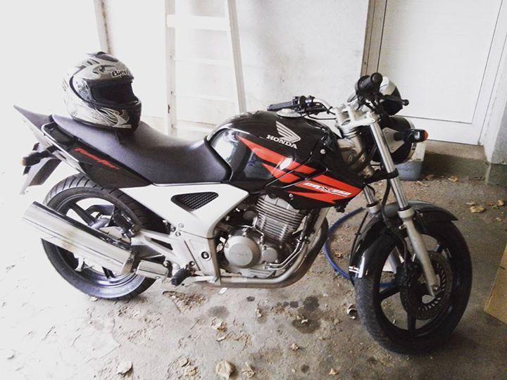 honda twister 2011,impecable, $58000,recibo menor valor,2302667405