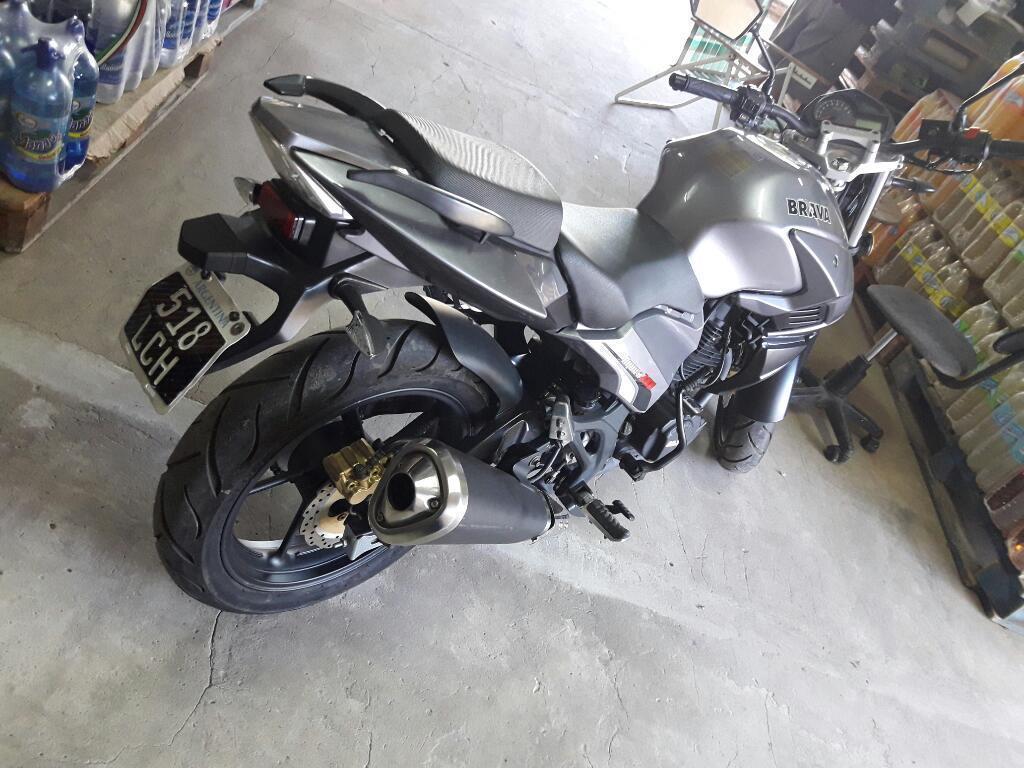 Moto Modelo Brava 200 Vendo 400klm