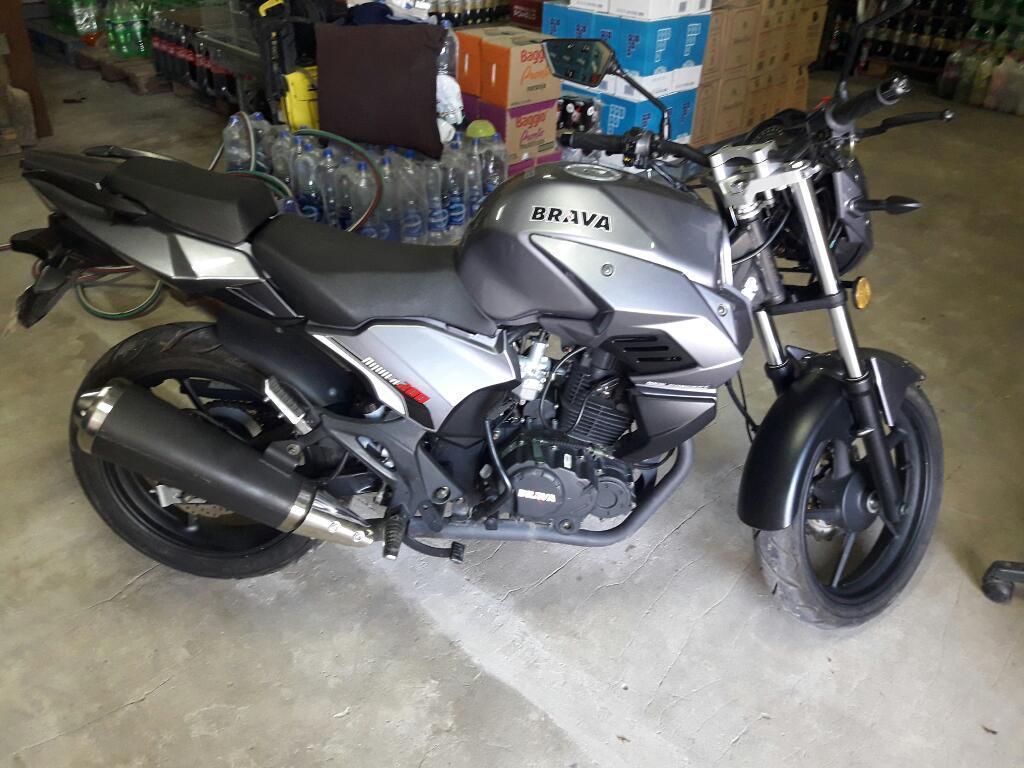 Moto Modelo Brava 200 Vendo 400klm