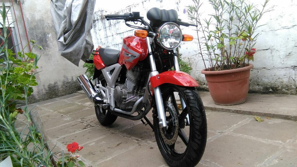 Honda Twister 2012