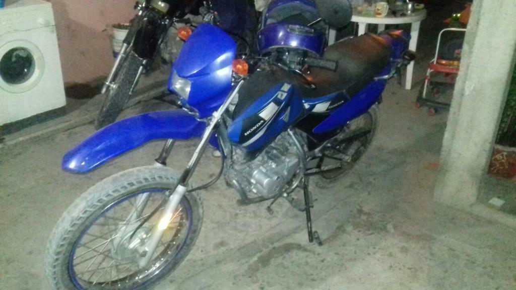 Vendo Moto Honda Bros