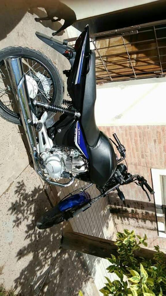 Vendo Titan Modelo 2014 Papeles Completo