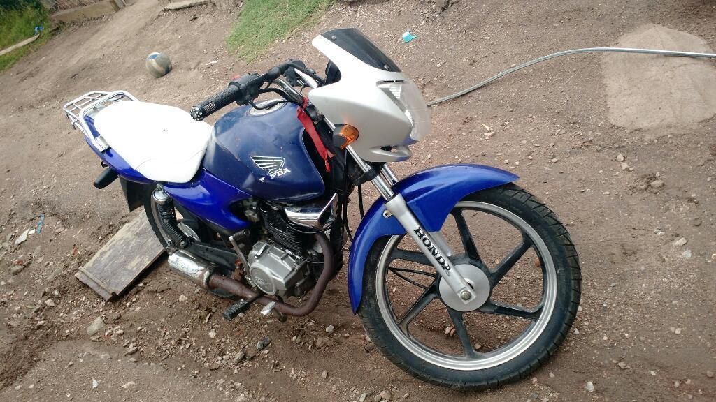 Vendo Honda Strom 125