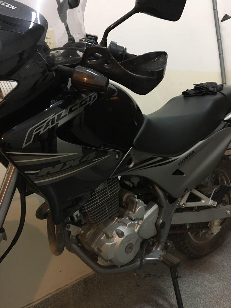 HONDA FALCON NX4 2011 accesorios IMPECABLE 6600 KM NO PERMUTO