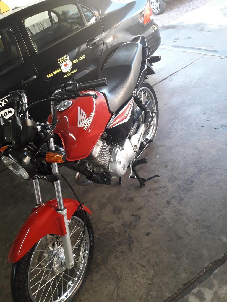 Vendo Titan Impecable