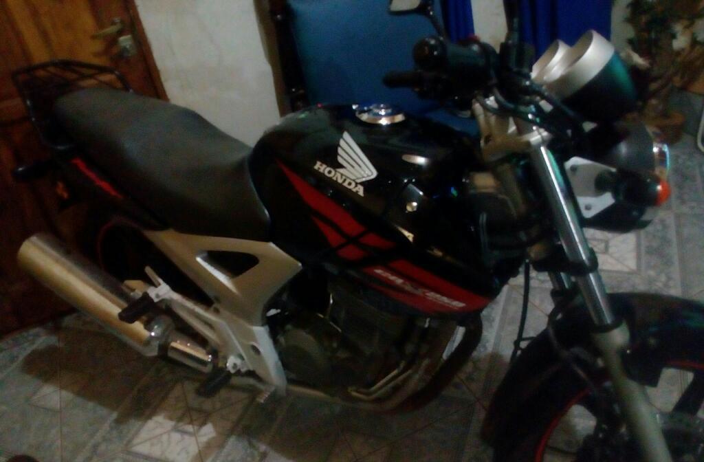 Vendo Twister 250 Excelente