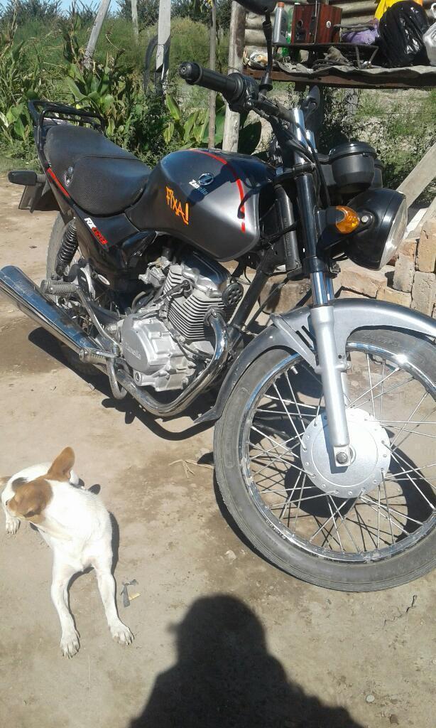 Vendo Moto Zanella Mod. 2016 a $18000