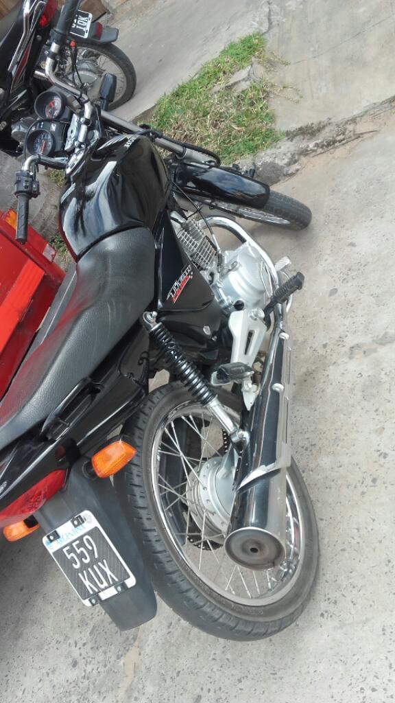 Vendo Honda Titan Modelo 2015