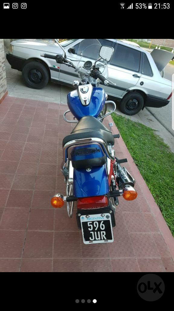 Vendo Moto Bajaj Evender 220cc