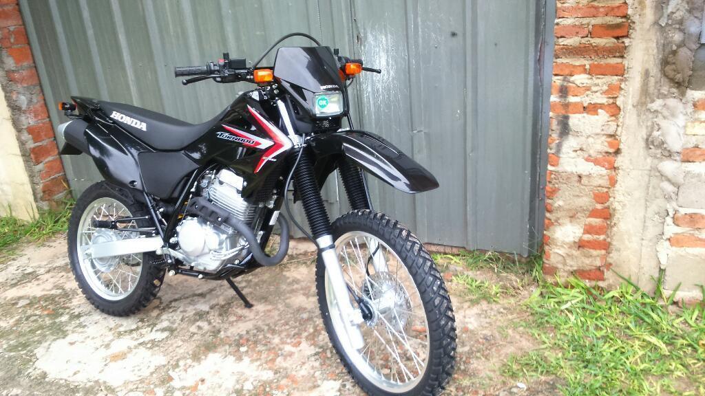 Vendo Honda Tornado 16