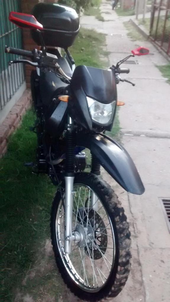 Vendo Motomel Skua 250cc