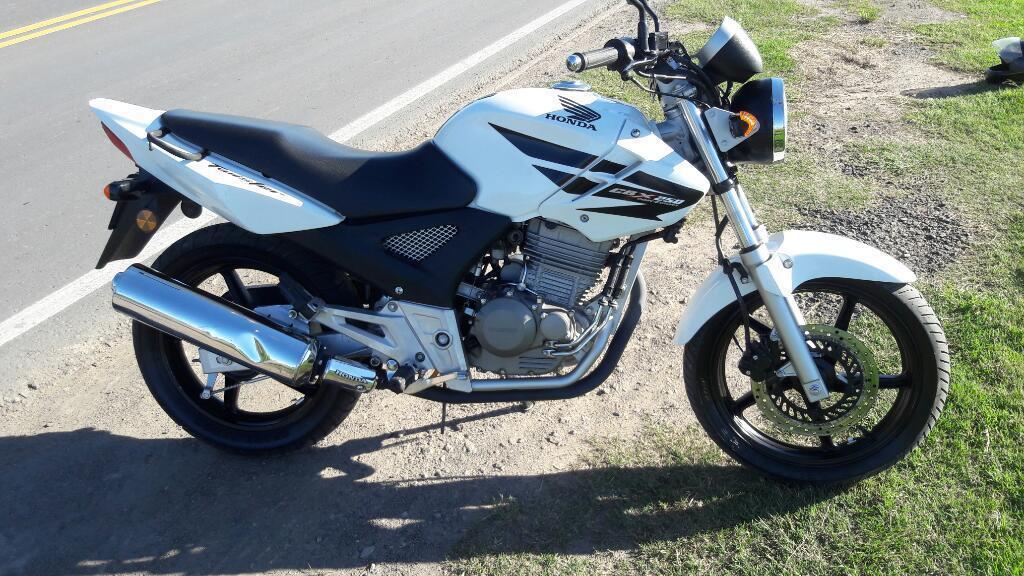 Vendo Permuto Honda Twister 250cc Md2013