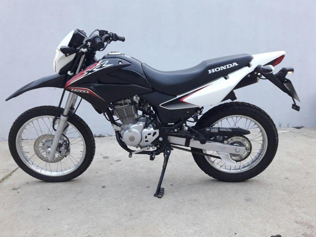 HONDA XR 150 2016 2500KM!!