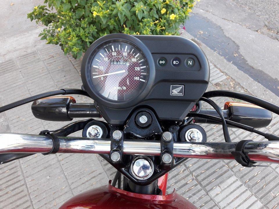 HONDA CB1 125CC MOD 2014 KM 9000