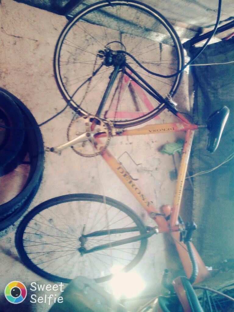 Vendo O Permuto por Moto