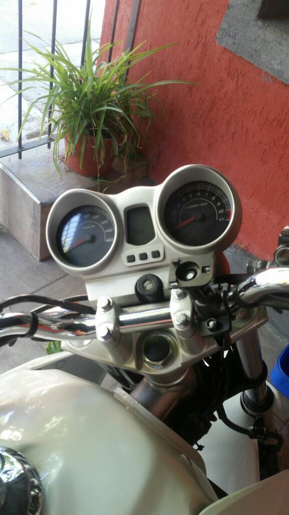 Vendo Permuto Twister 250cc