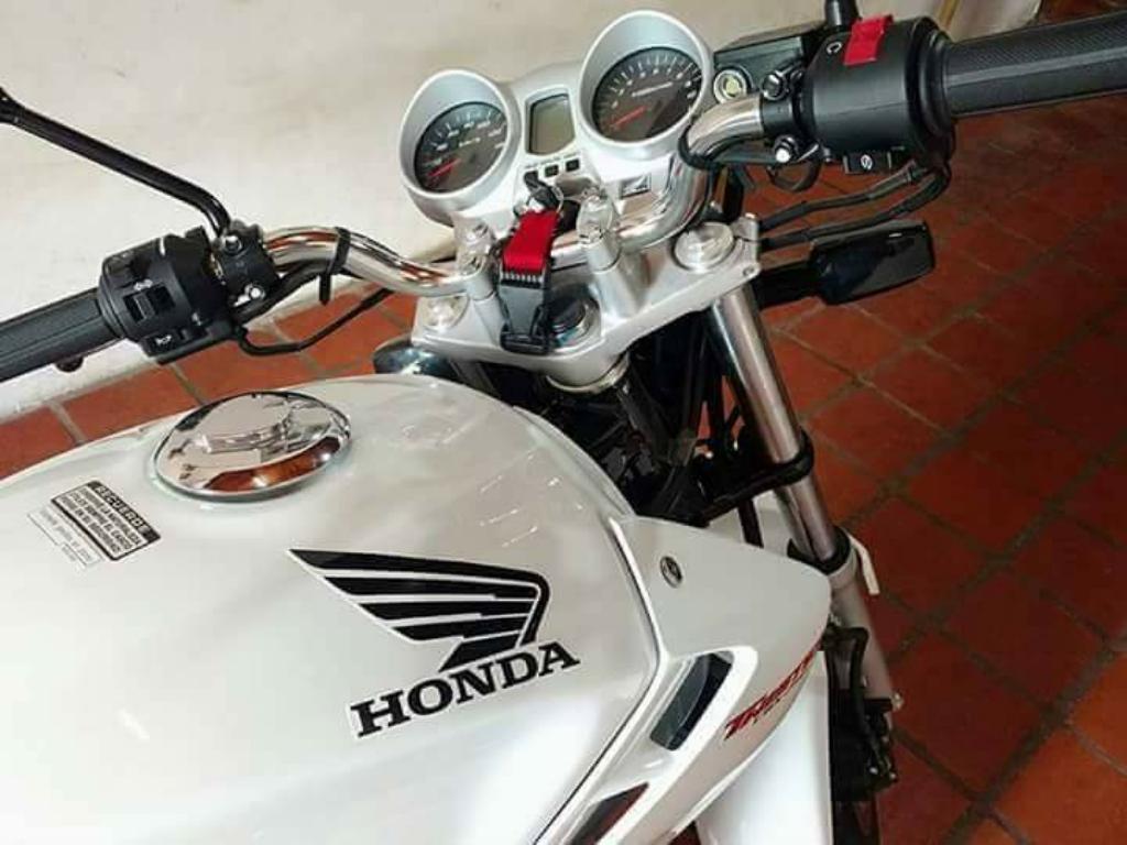 Honda Twister 250 560km