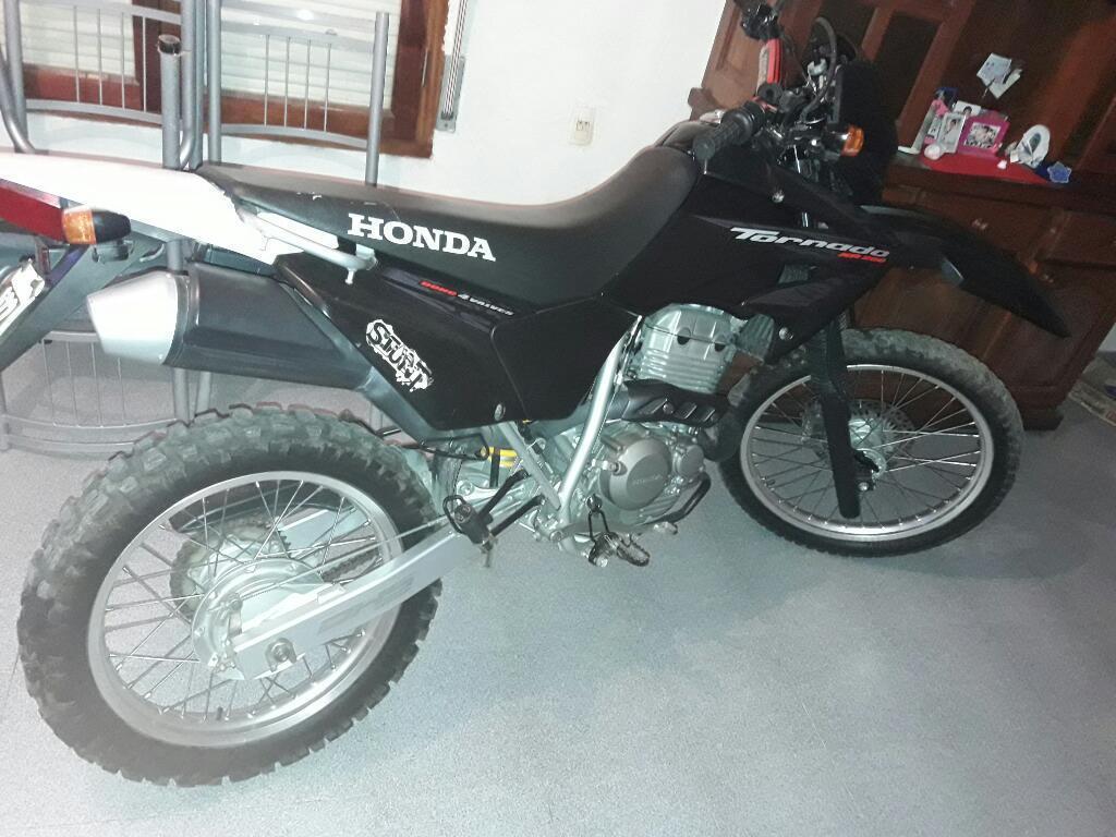 Vendo Honda Tornado 2012 Imoecable