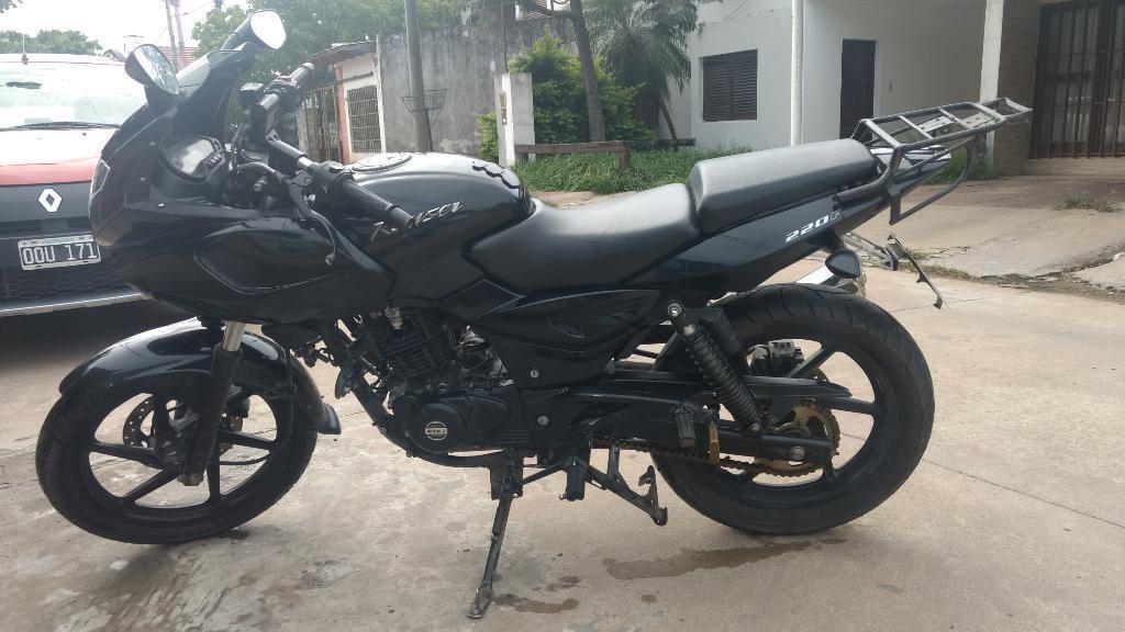 Vendo Bajaj Rouser 220f