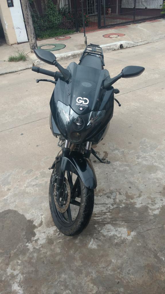 Vendo Bajaj Rouser 220f