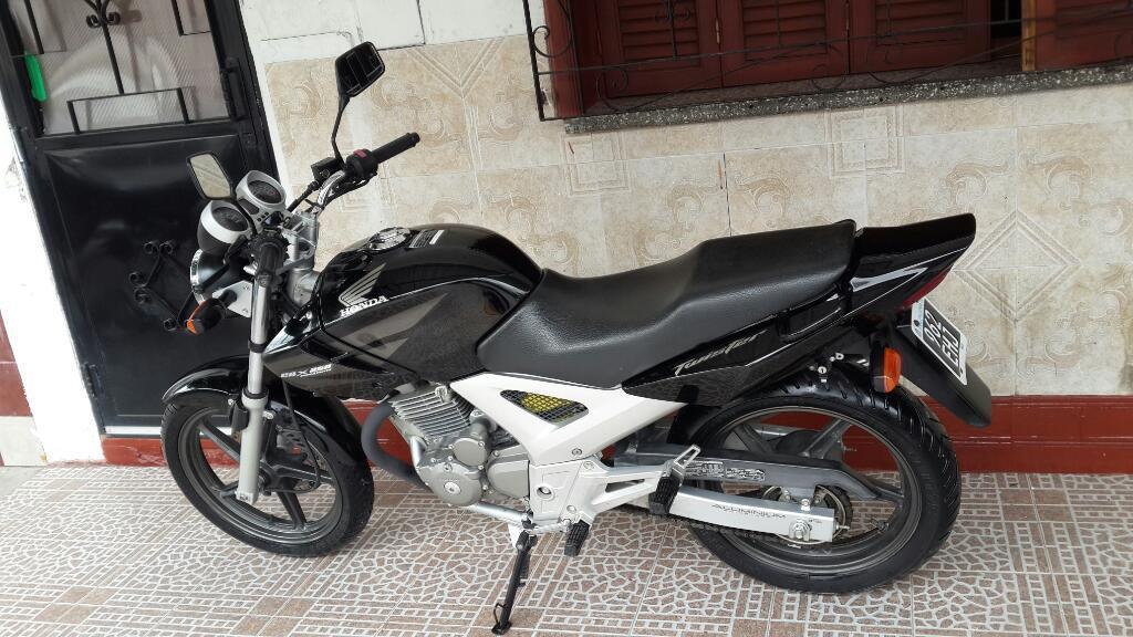 Honda Twister 250c 6000km Recib Moto