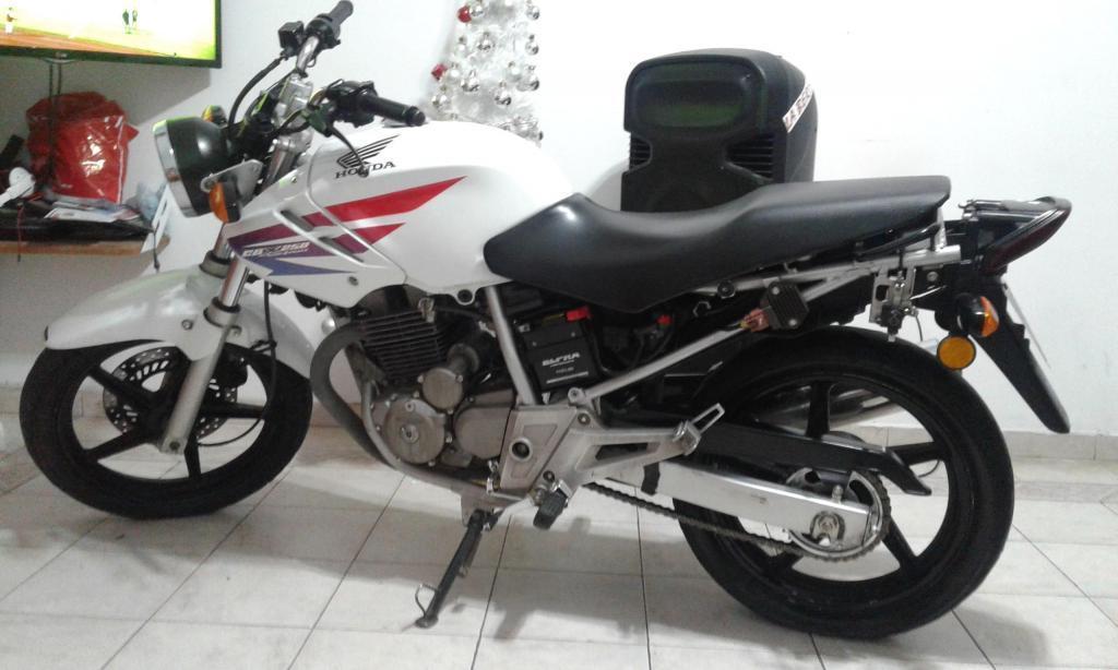 HONDA TWISTER 2012