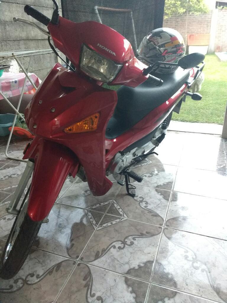 Honda Wave 2014 con 6800kms