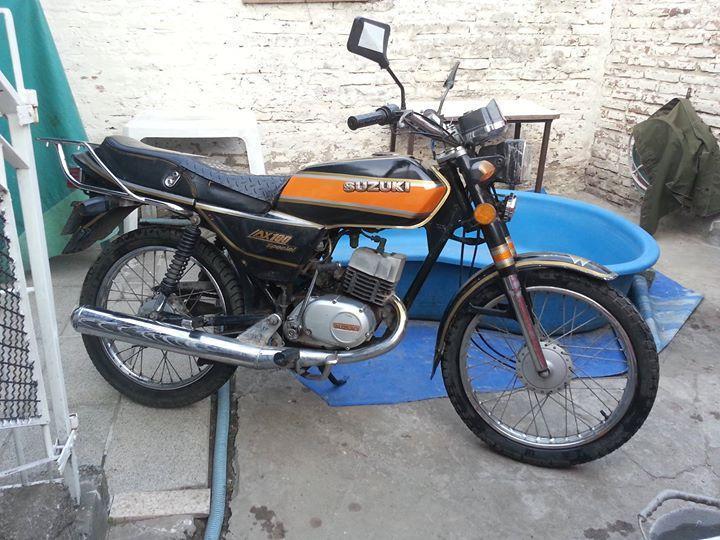 Suzuki Ax 100