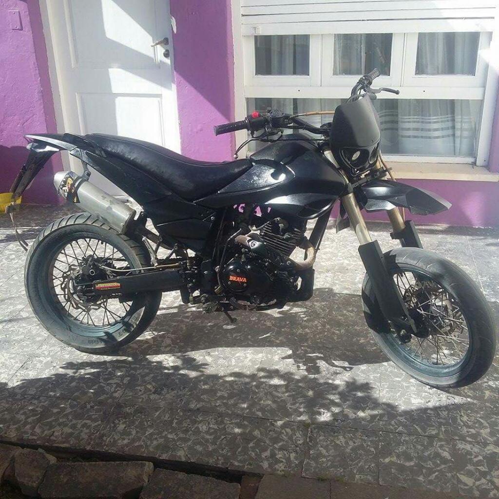 Vendo Brava Motard 200