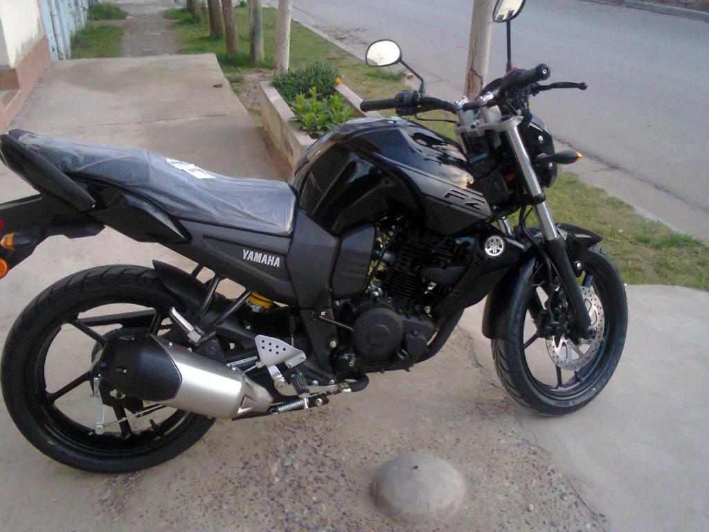 TITULAR VENDO YAMAHA FZ14 2014 IMPECABLE