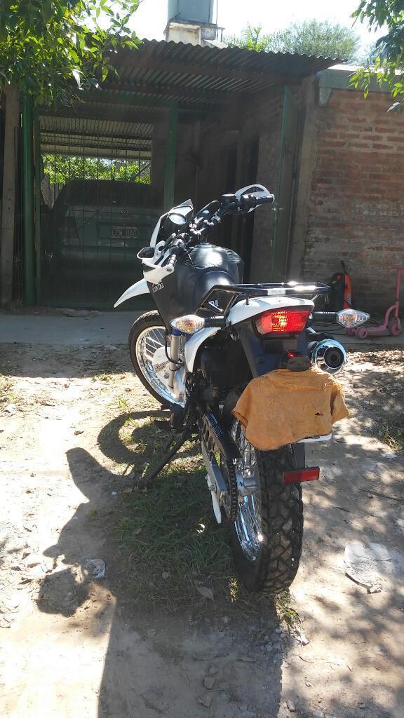 Vendo\permuto Xr150