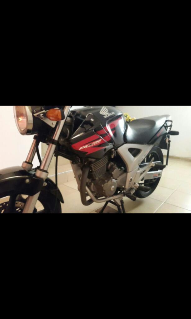 Honda Twister 250cc Modelo 2012 Excelent