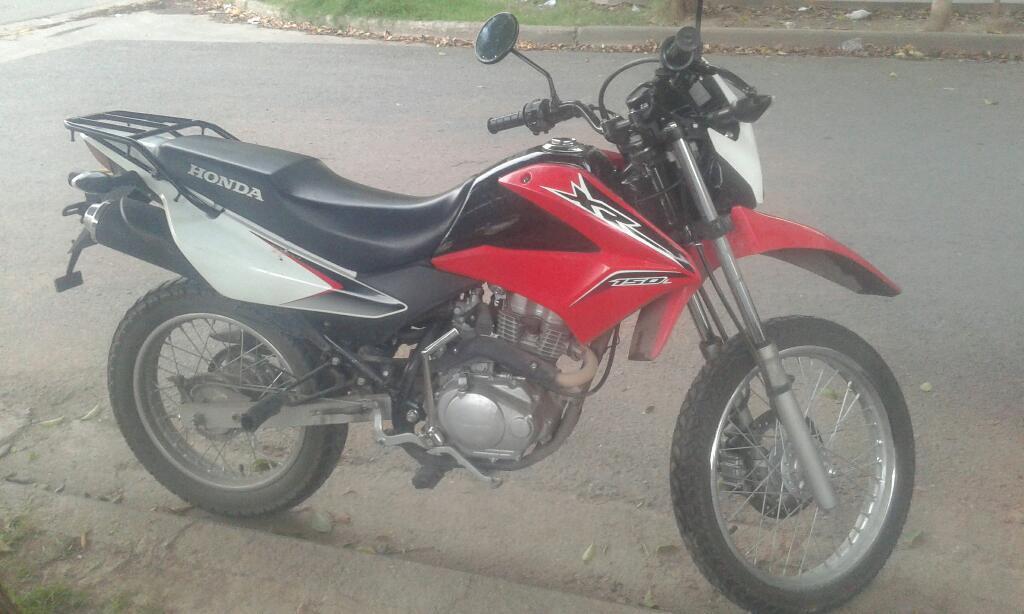 Vendo O Permuto.xr150 2016