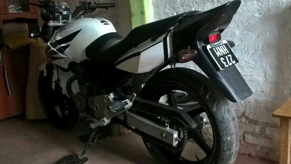 Vendo Honda Twister 250