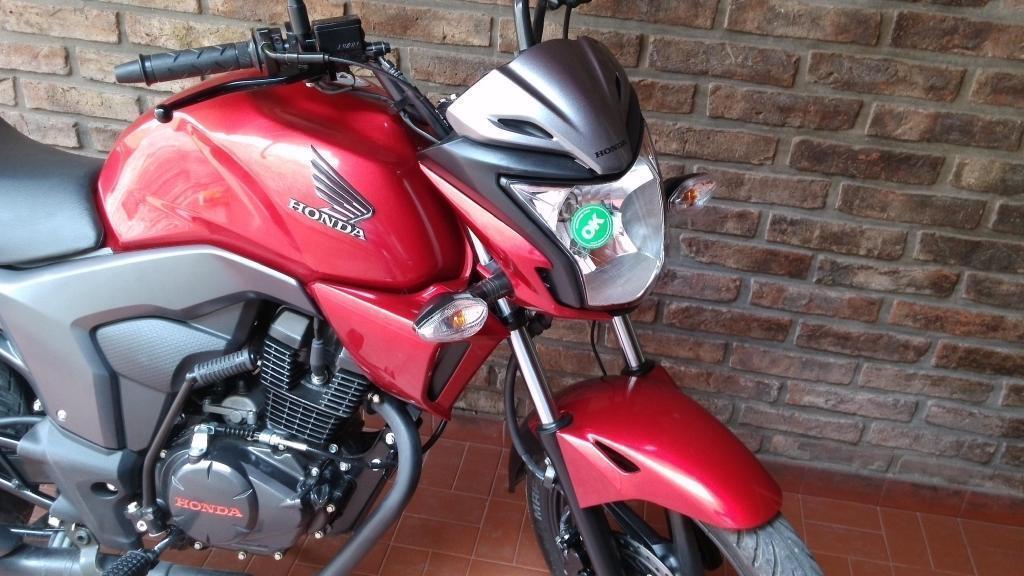 Honda Cb Invicta Fz 16 Tomo moto menor o mayor valor