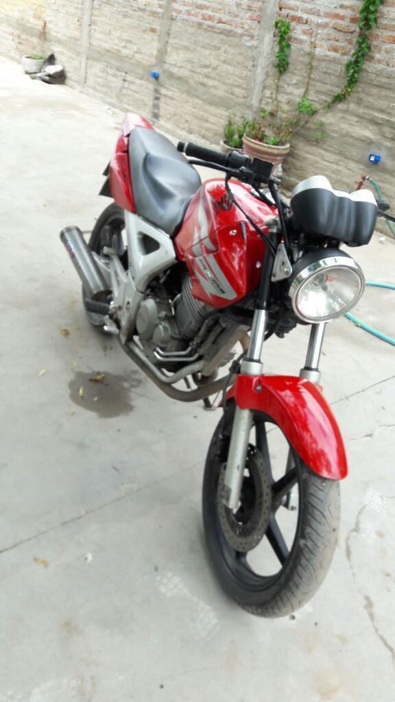 Vendo Honda Twister Cbx