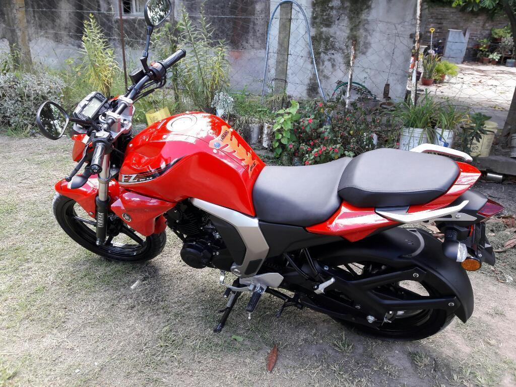 Vendo Yamaha Fz Inyeccio Seminueva
