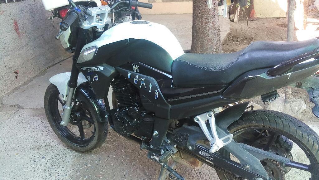 Vendo Moto Motomel Sirius 250